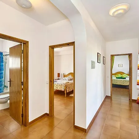 Sleeps 6 *
